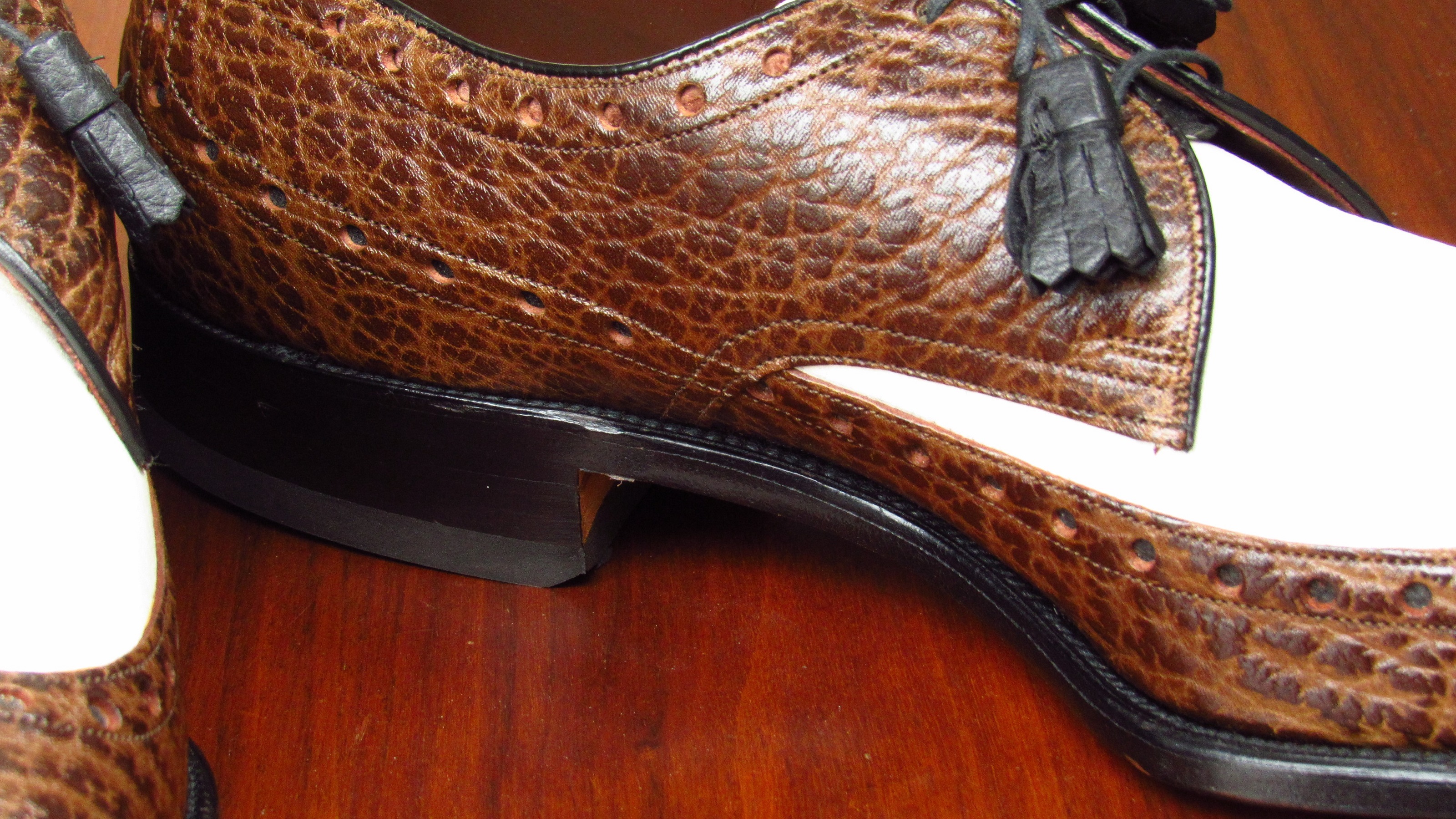 allen edmonds alligator shoes