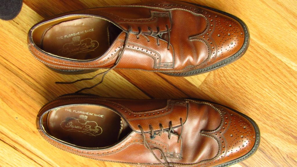where to sell vintage shoes