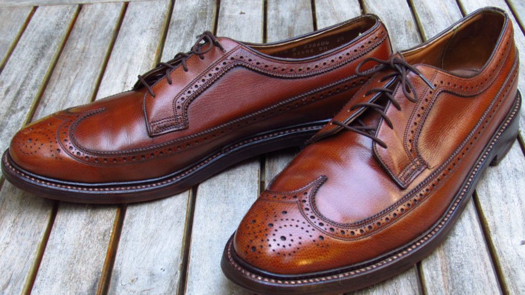 Buying Vintage Shoes | vcleat