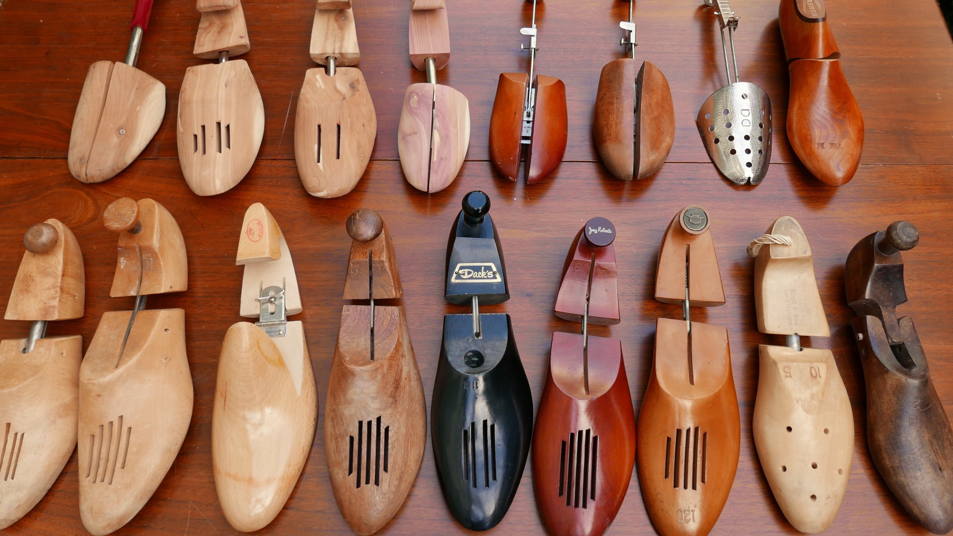 Schoenen Inlegzolen & Accessoires Schoenenrekken Vintage Wooden Shoe Trees Size 10 1 Broken Knob, Sold As Is 